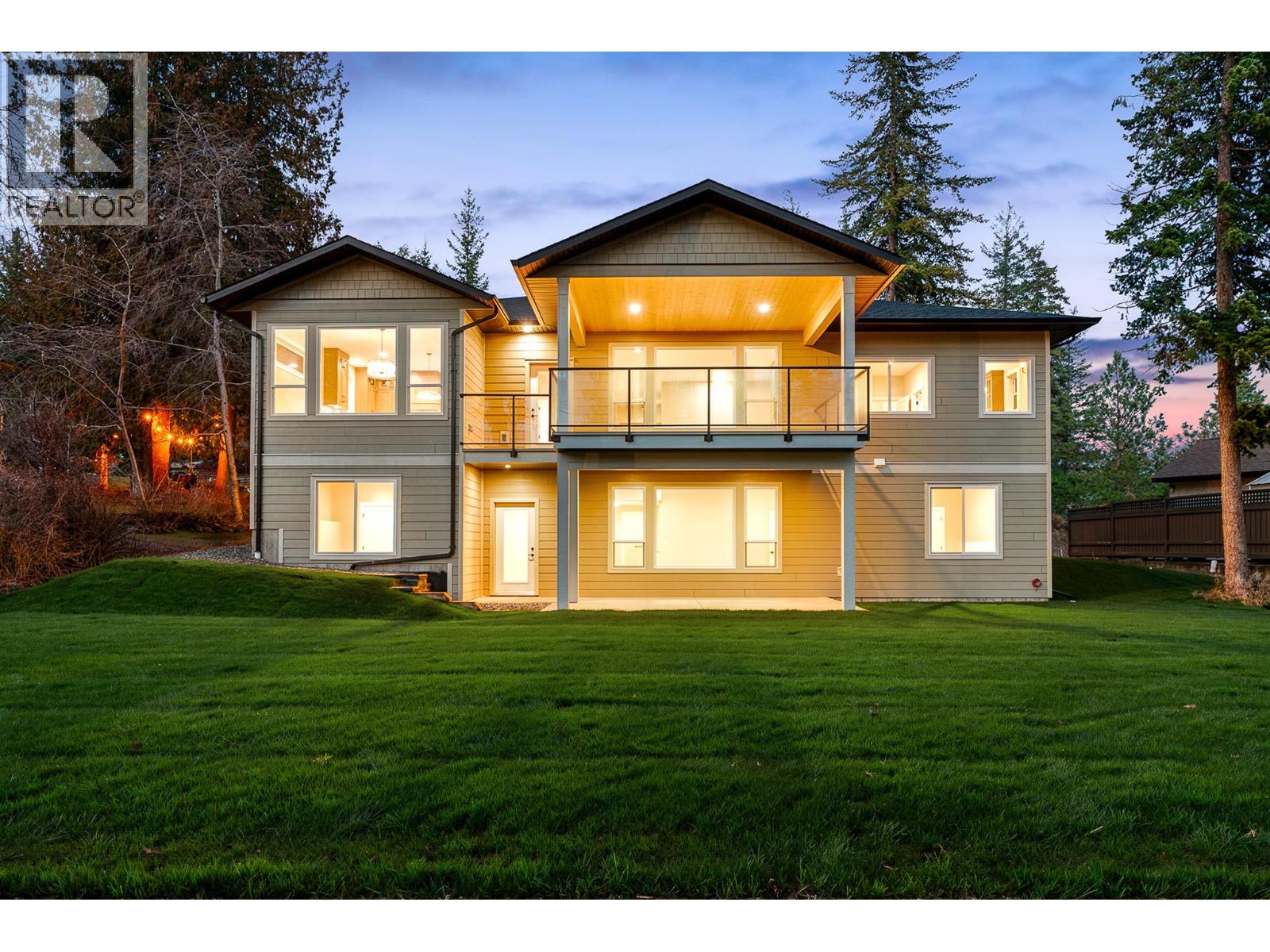 3682 Braelyn Road, tappen, British Columbia