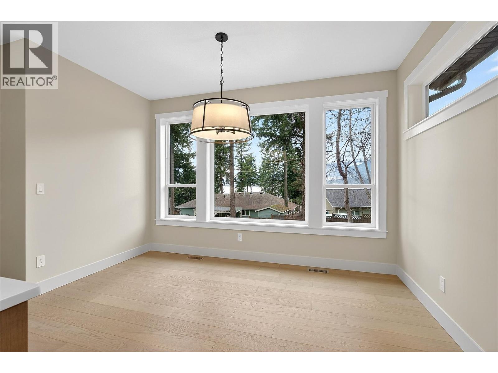 3682 Braelyn Road, Tappen, British Columbia  V0E 2X1 - Photo 19 - 10379011