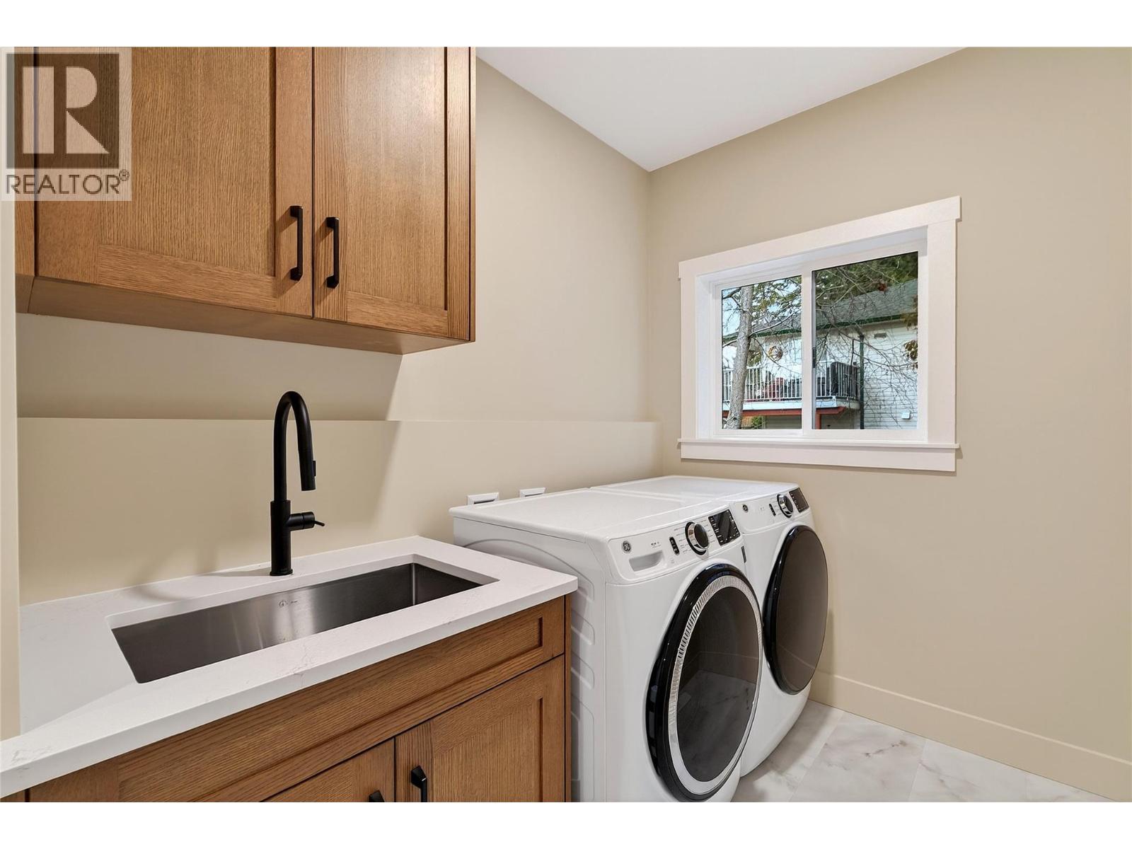 3682 Braelyn Road, Tappen, British Columbia  V0E 2X1 - Photo 47 - 10379011