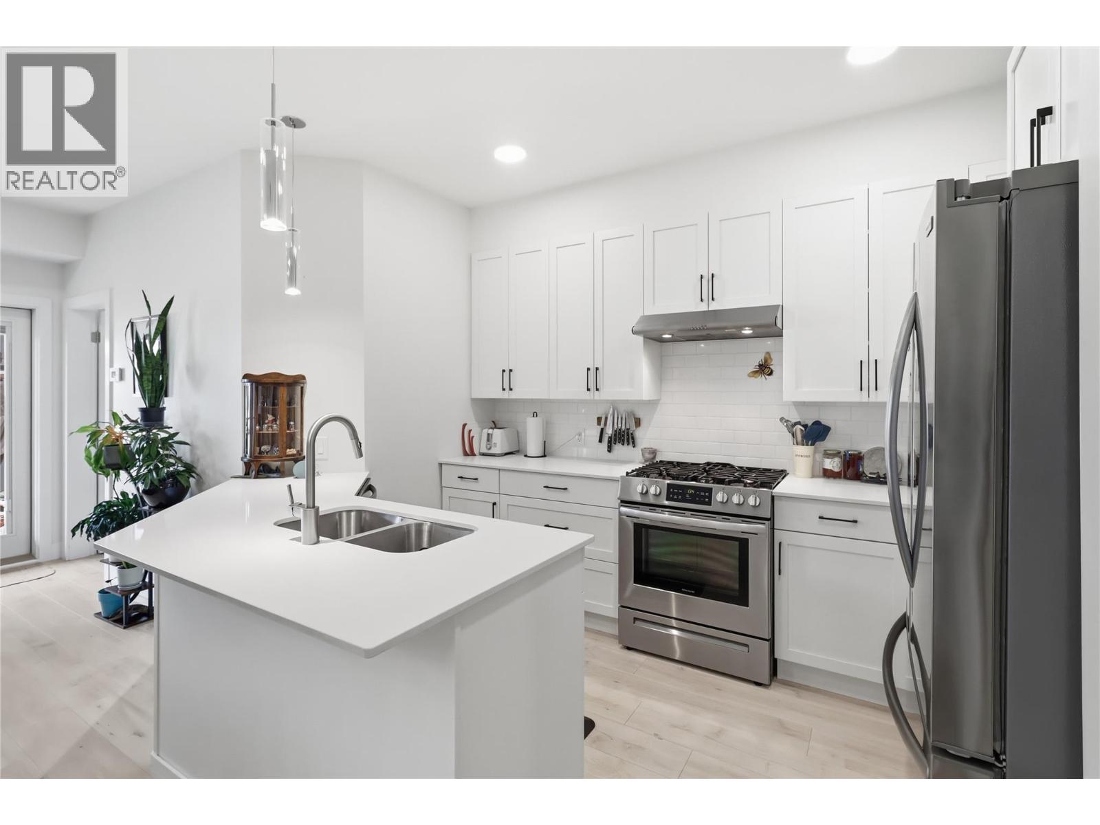 651 Dunes Drive Unit# 209, Kamloops, British Columbia  V2B 8M8 - Photo 6 - 10379676