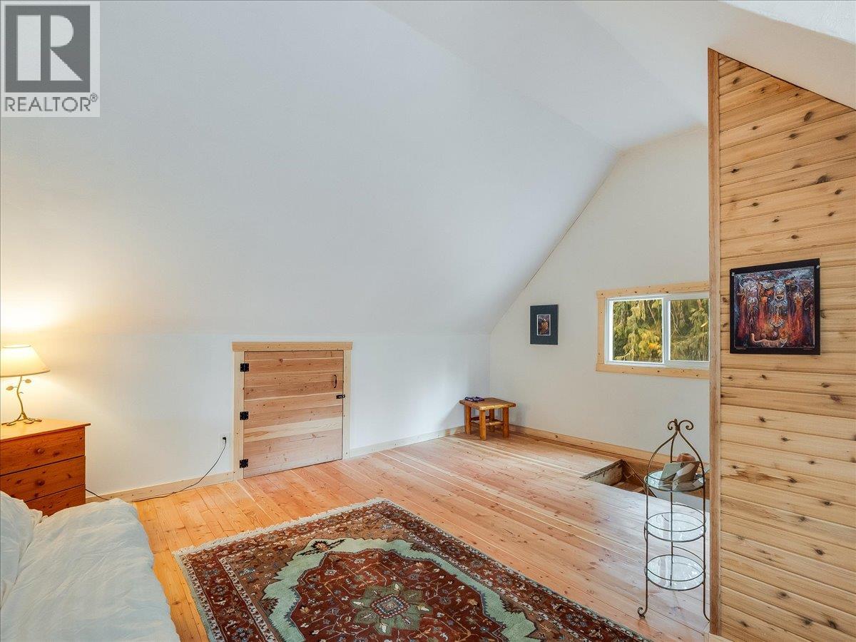 7515 Broadwater Road, Castlegar, British Columbia  V1N 4V8 - Photo 44 - 10379500