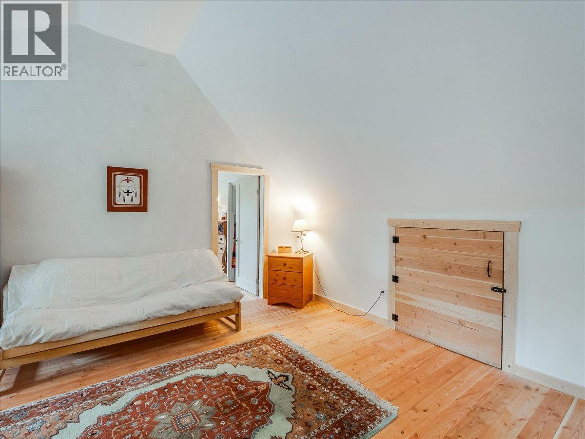 7515 Broadwater Road, Castlegar, British Columbia  V1N 4V8 - Photo 45 - 10379500