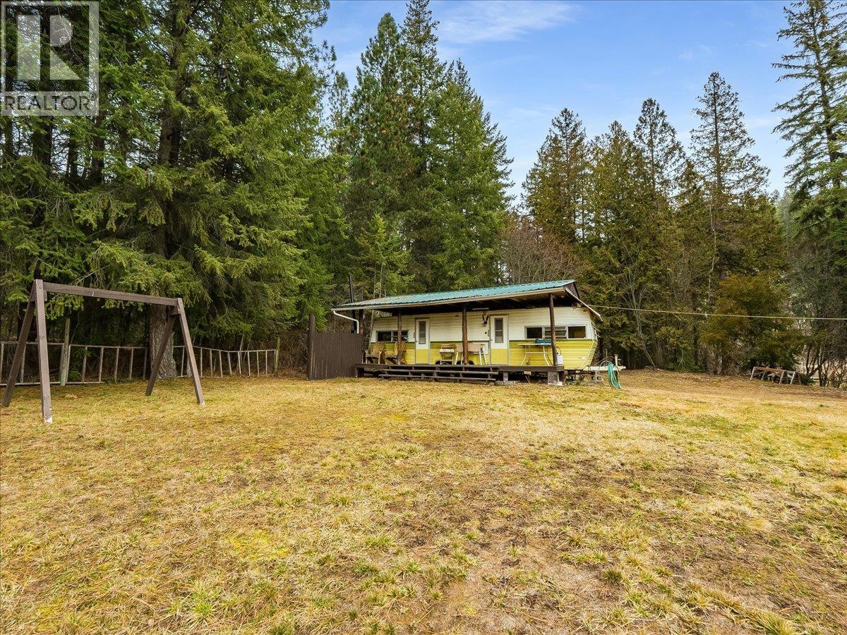7515 Broadwater Road, Castlegar, British Columbia  V1N 4V8 - Photo 52 - 10379500