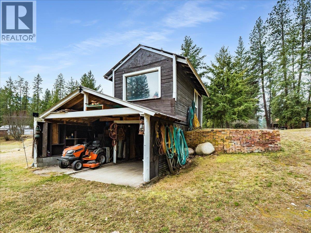7515 Broadwater Road, Castlegar, British Columbia  V1N 4V8 - Photo 55 - 10379500
