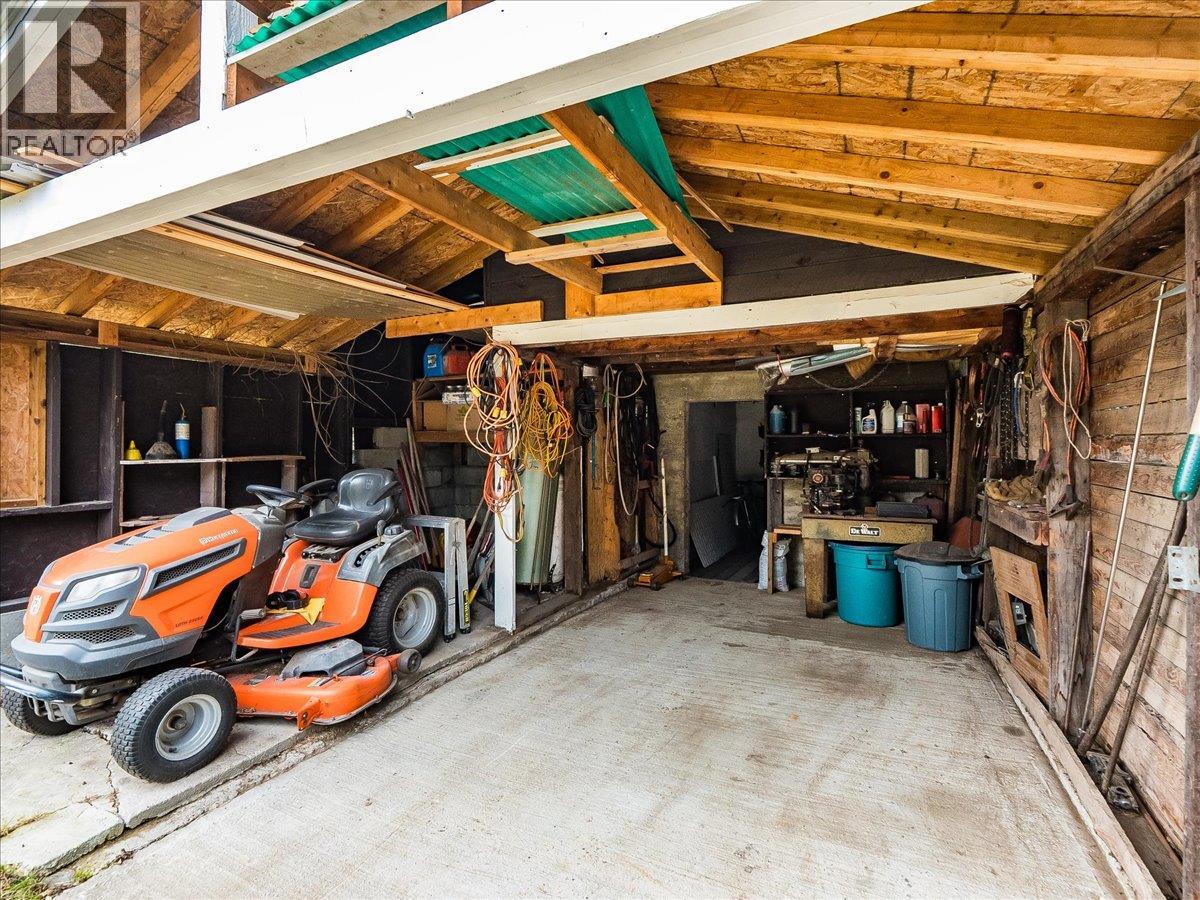 7515 Broadwater Road, Castlegar, British Columbia  V1N 4V8 - Photo 56 - 10379500