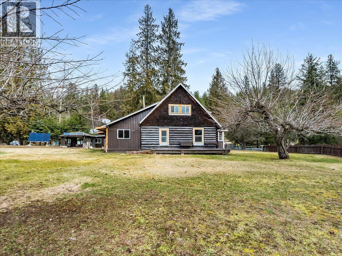 7515 Broadwater Road, Castlegar, British Columbia  V1N 4V8 - Photo 59 - 10379500