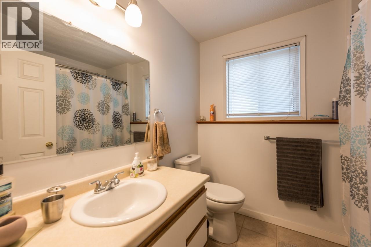 1172 Kamwood Place, Kamloops, British Columbia  V2B 8J9 - Photo 10 - 10379660