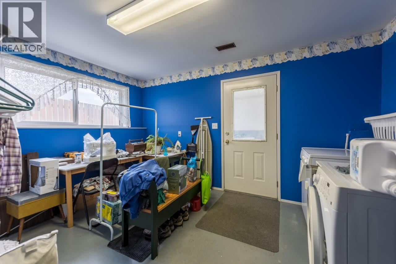 1172 Kamwood Place, Kamloops, British Columbia  V2B 8J9 - Photo 11 - 10379660