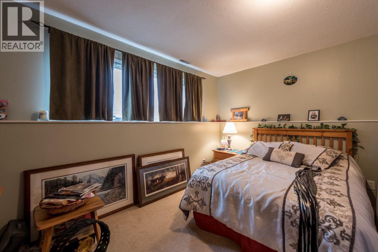1172 Kamwood Place, Kamloops, British Columbia  V2B 8J9 - Photo 8 - 10379660