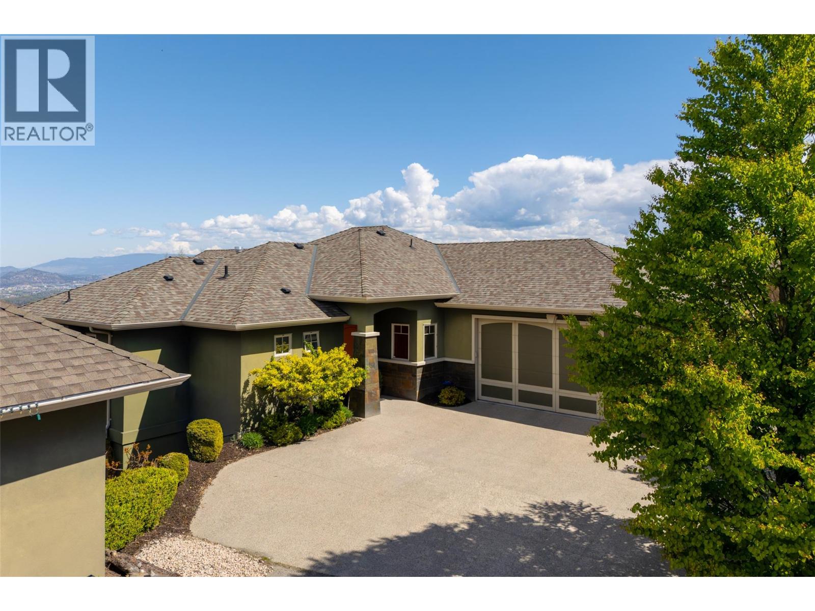 742 Crozier Avenue, kelowna, British Columbia