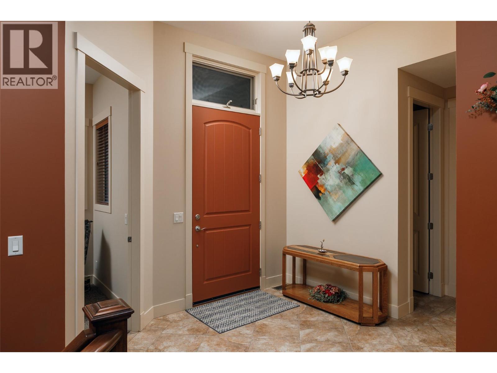 742 Crozier Avenue, Kelowna, British Columbia  V1W 5H4 - Photo 5 - 10378785