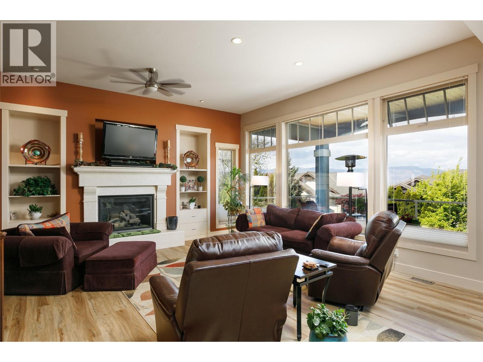 742 Crozier Avenue, Kelowna, British Columbia  V1W 5H4 - Photo 6 - 10378785