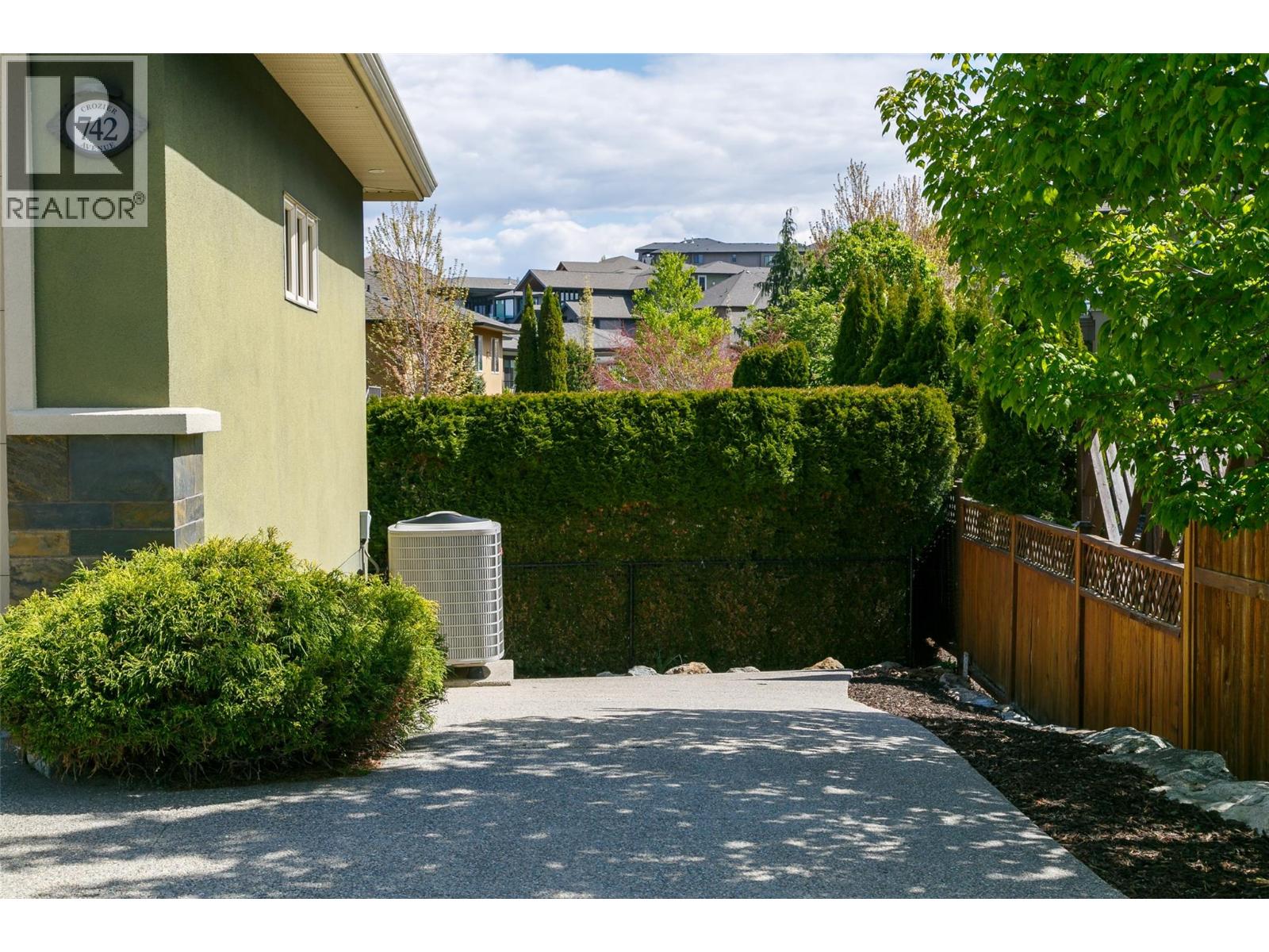 742 Crozier Avenue, Kelowna, British Columbia  V1W 5H4 - Photo 65 - 10378785