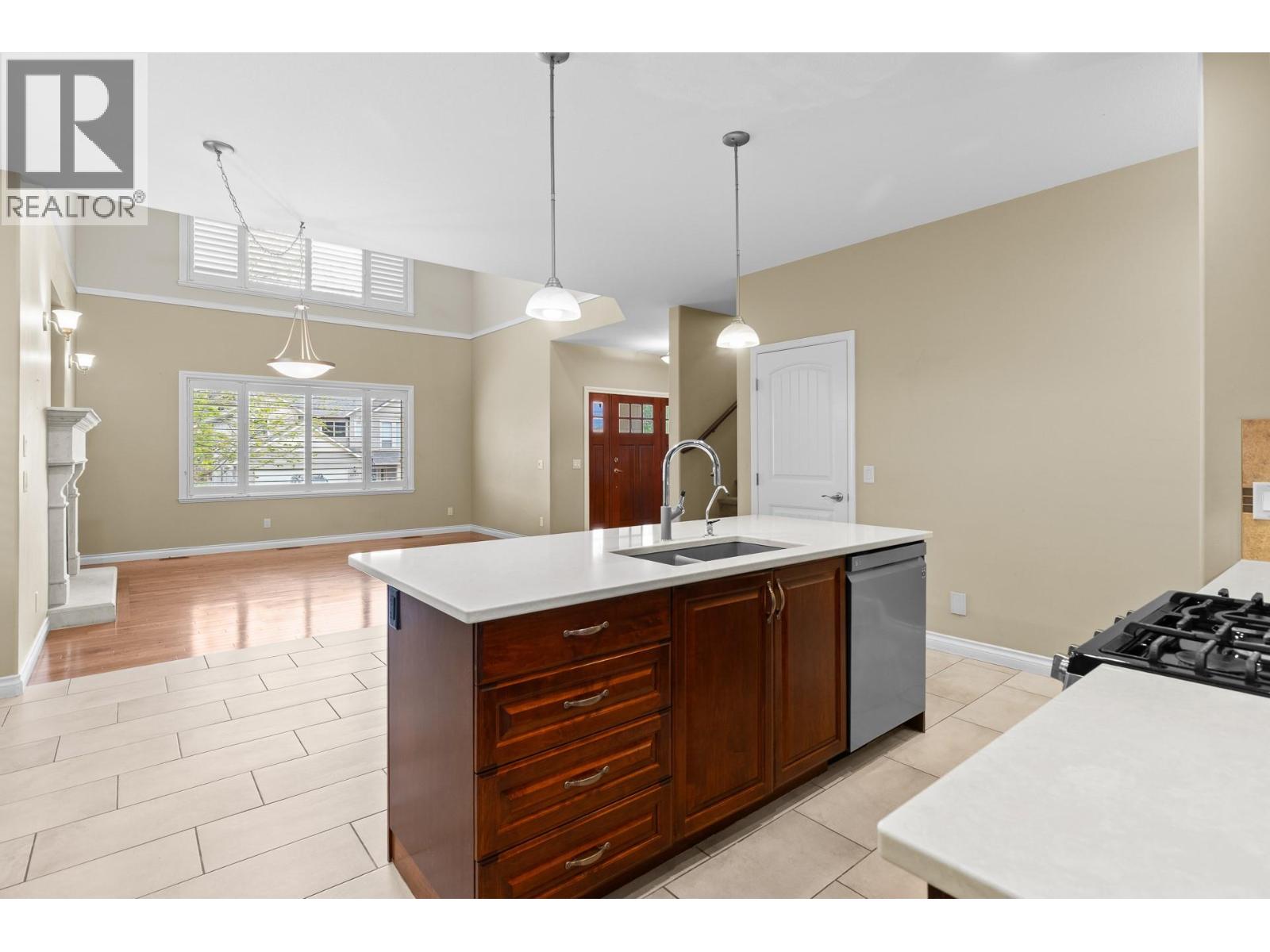 2253 Wilkinson Street, Kelowna, British Columbia  V1Y 8V7 - Photo 14 - 10378196