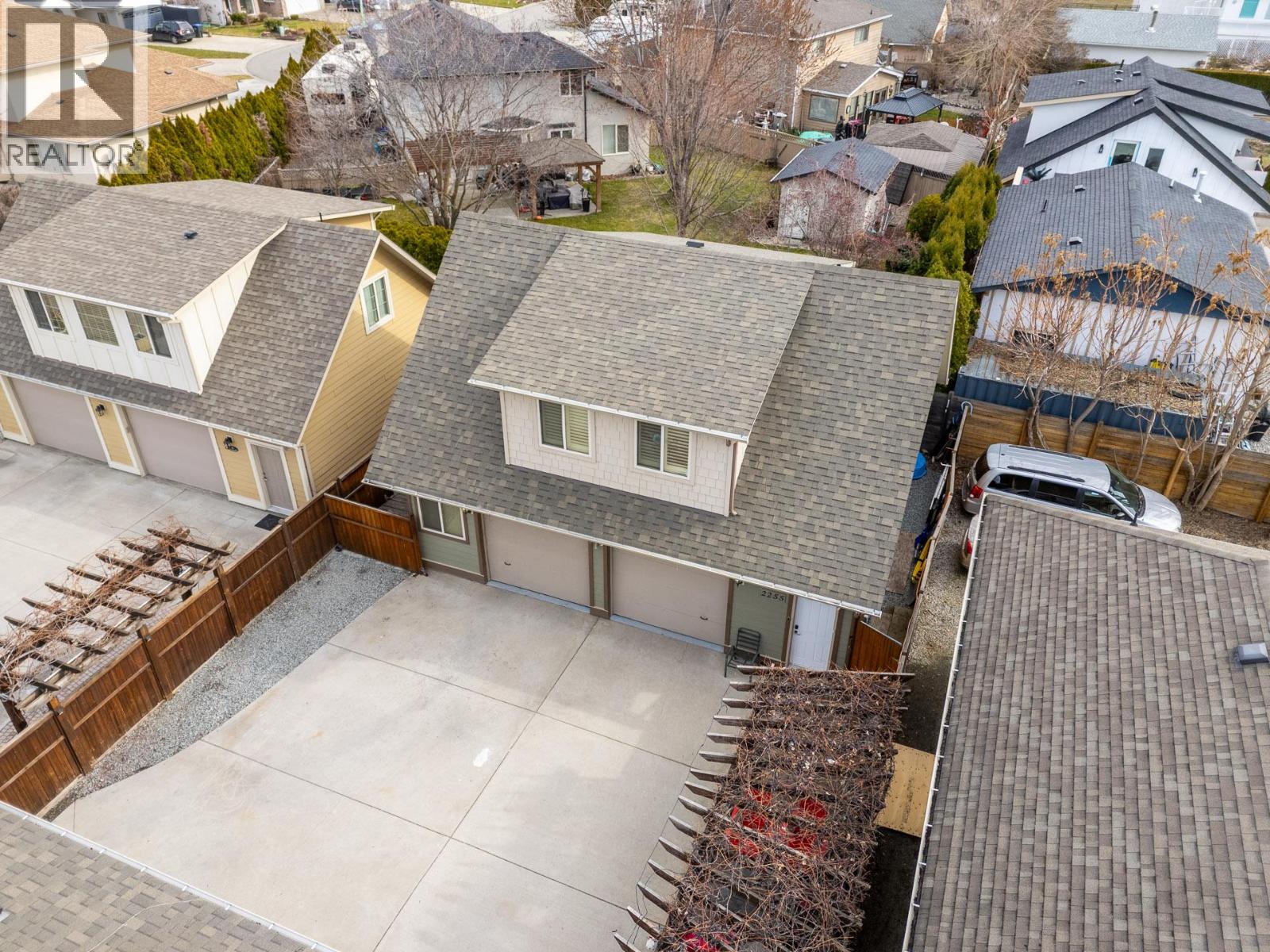 2253 Wilkinson Street, Kelowna, British Columbia  V1Y 8V7 - Photo 2 - 10378196