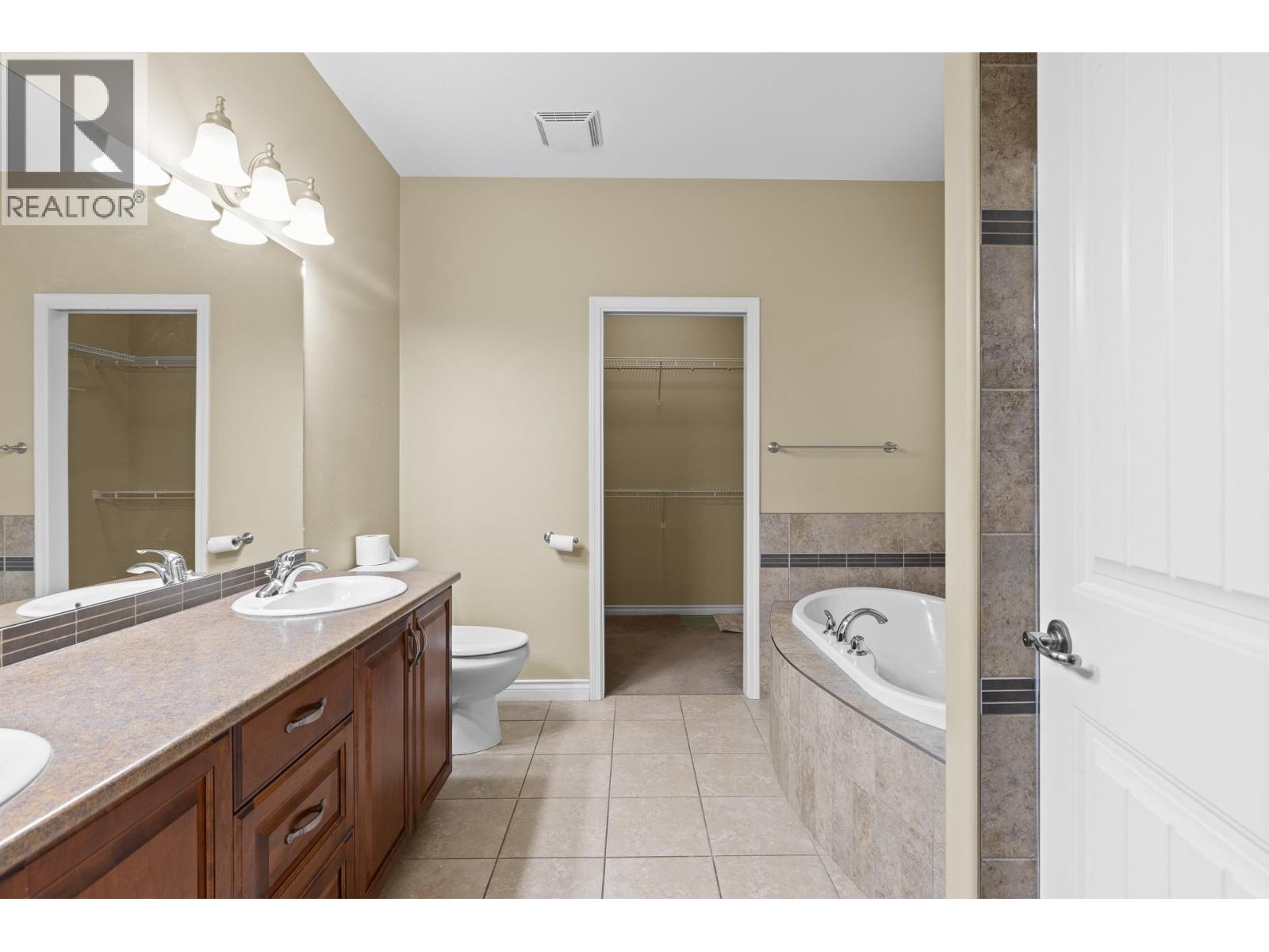 2253 Wilkinson Street, Kelowna, British Columbia  V1Y 8V7 - Photo 21 - 10378196