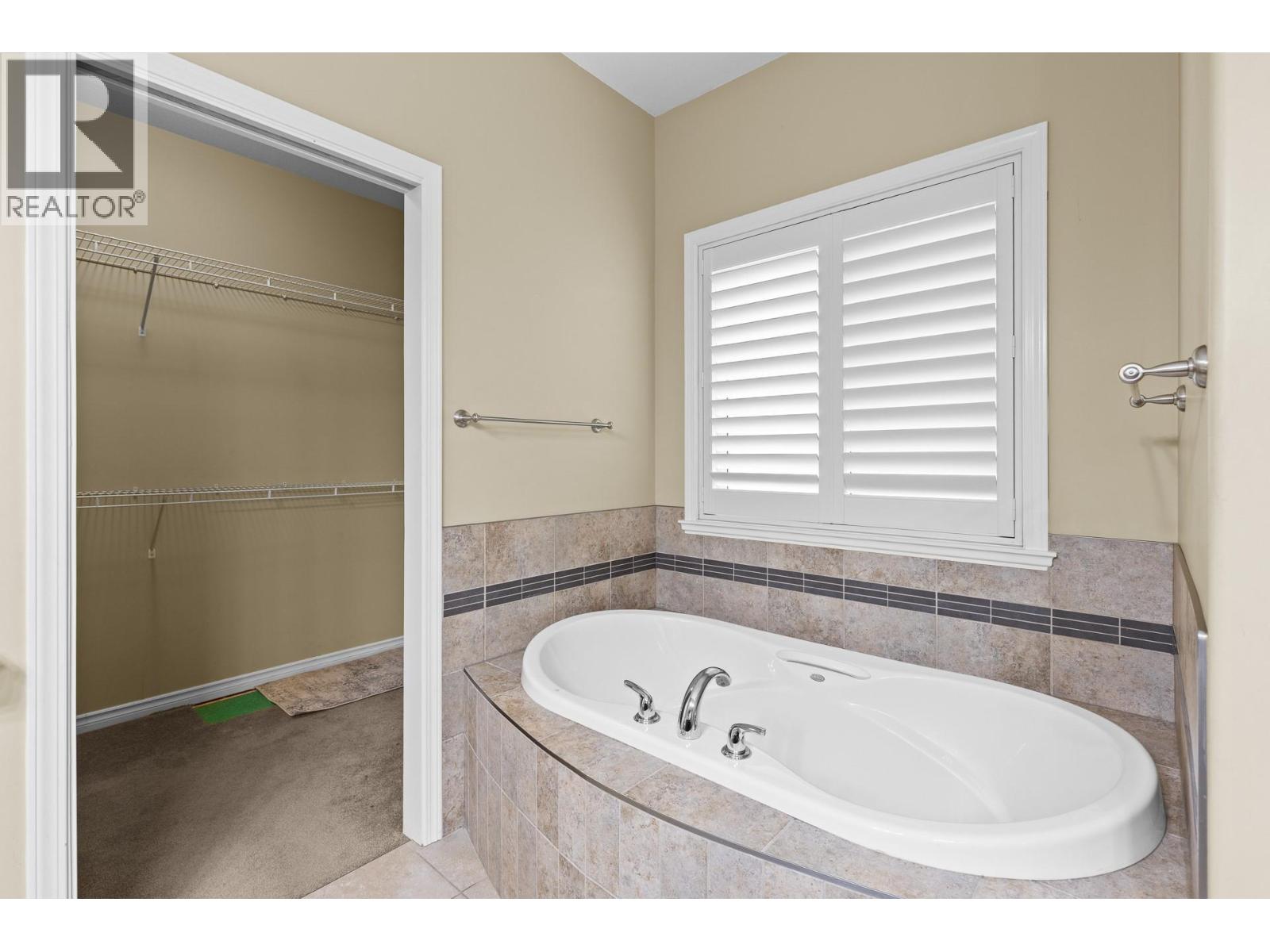 2253 Wilkinson Street, Kelowna, British Columbia  V1Y 8V7 - Photo 23 - 10378196