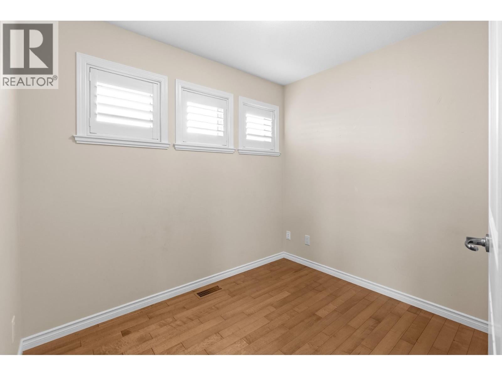 2253 Wilkinson Street, Kelowna, British Columbia  V1Y 8V7 - Photo 31 - 10378196