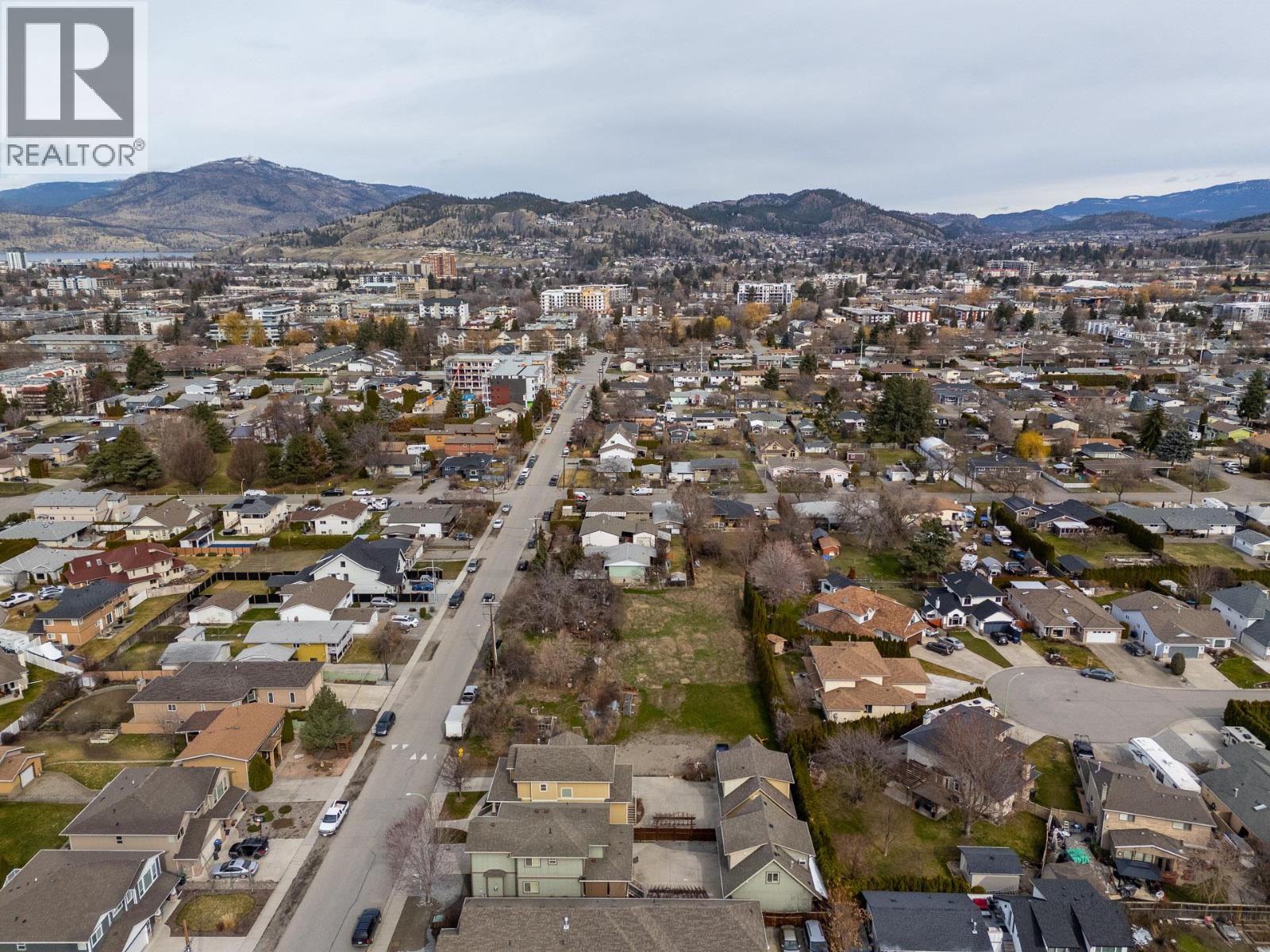 2253 Wilkinson Street, Kelowna, British Columbia  V1Y 8V7 - Photo 90 - 10378196