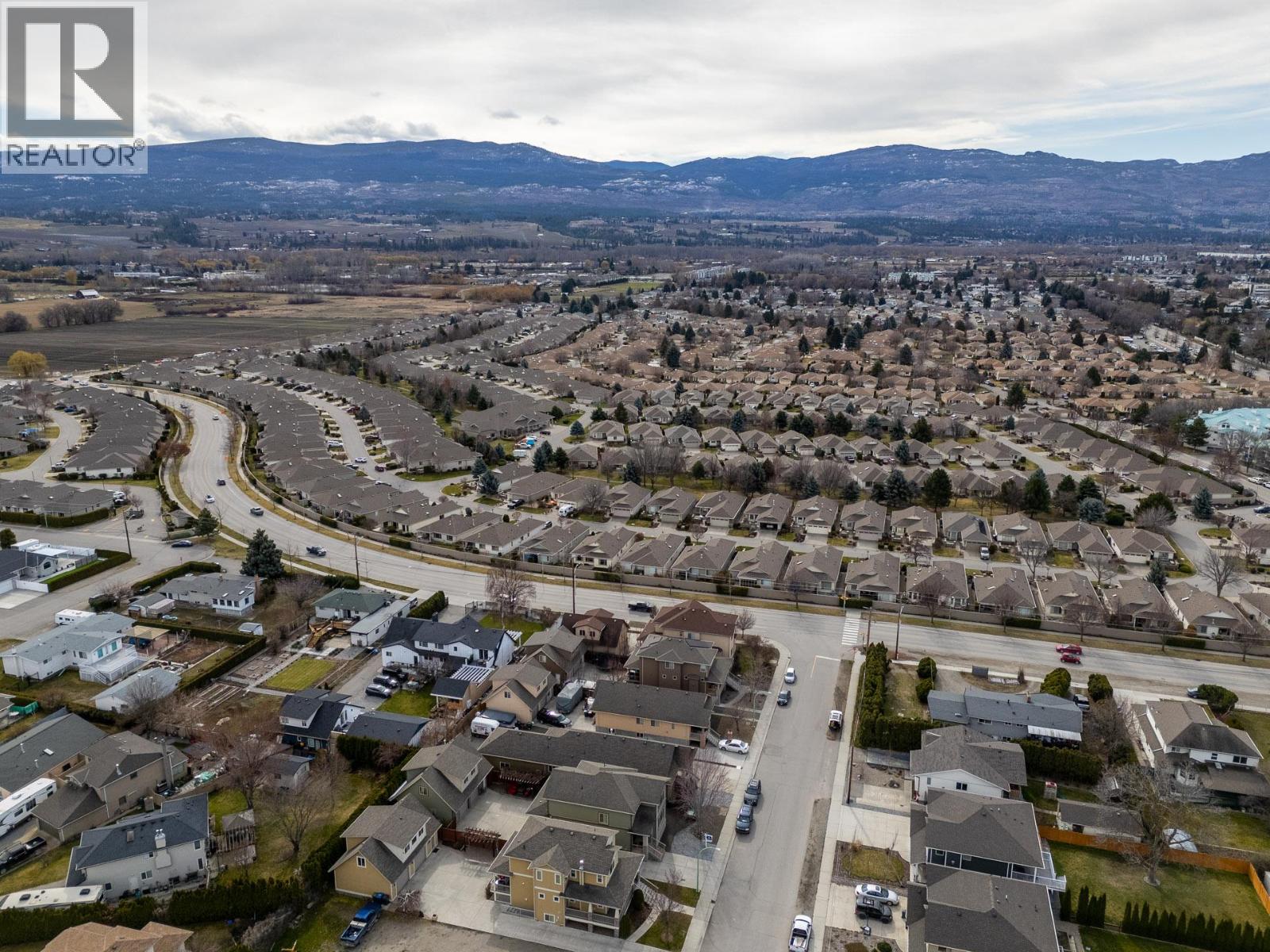 2253 Wilkinson Street, Kelowna, British Columbia  V1Y 8V7 - Photo 92 - 10378196