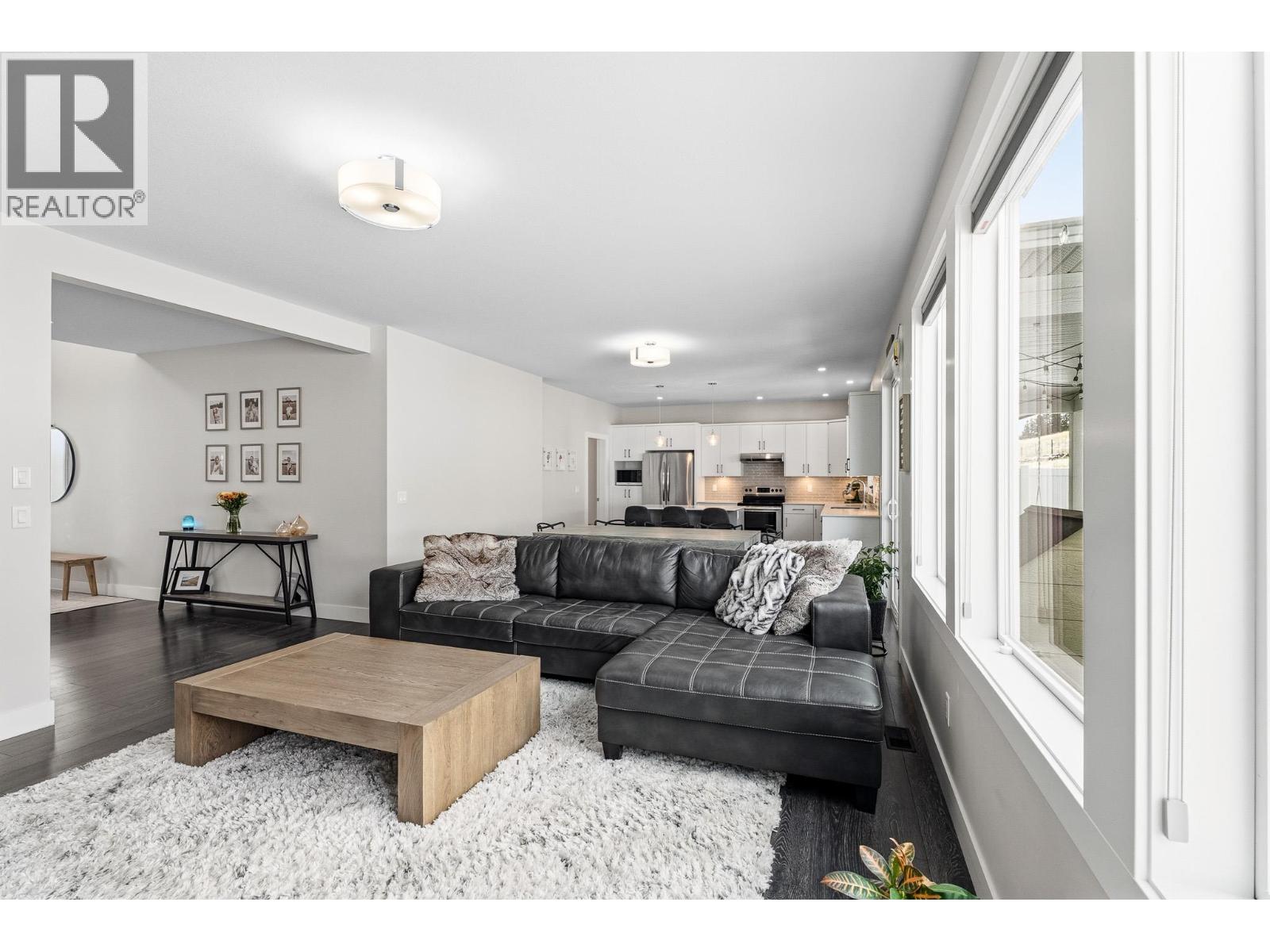 469 Edinburgh Boulevard, Kamloops, British Columbia  V1S 0E6 - Photo 14 - 10379723