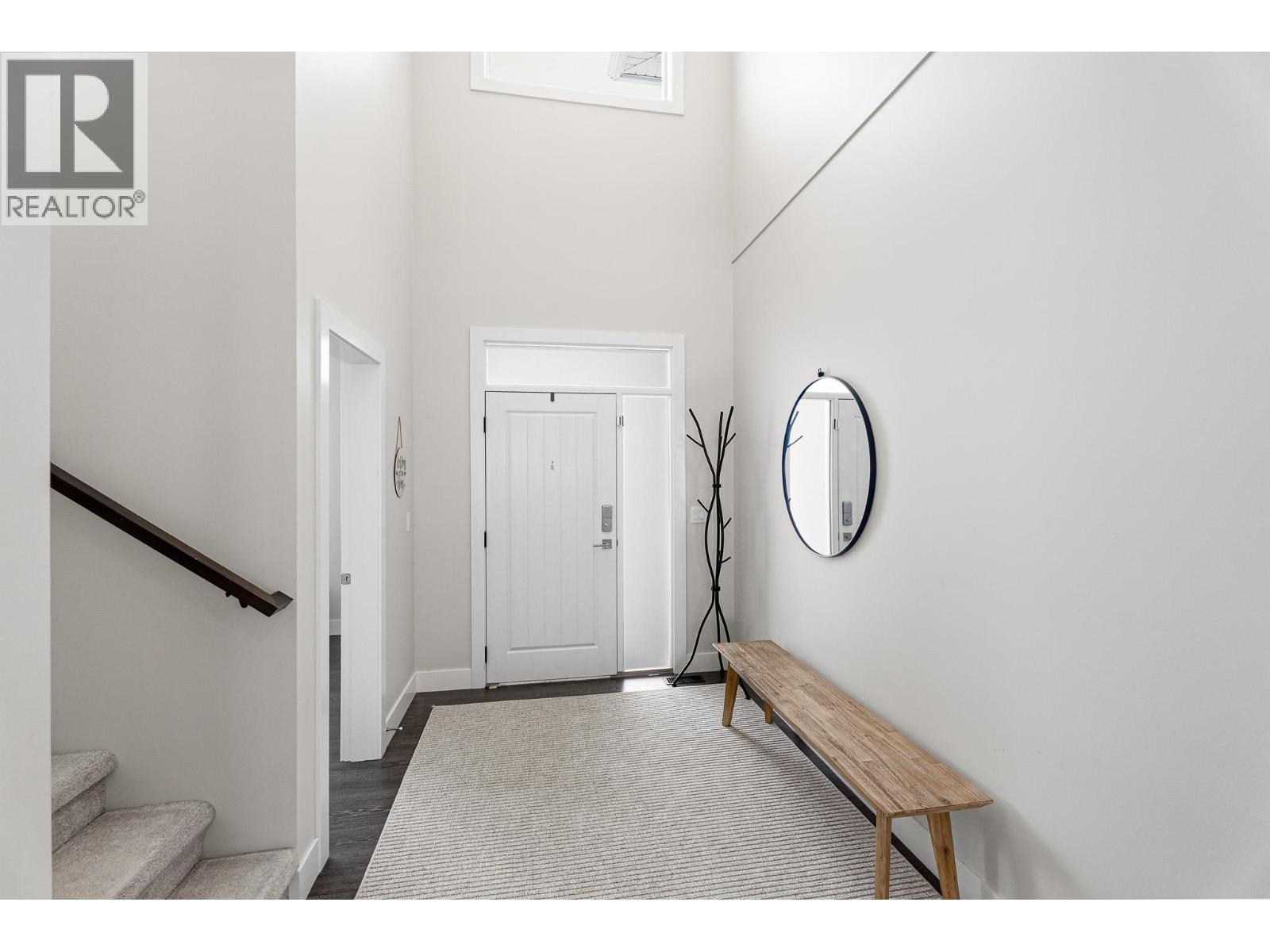 469 Edinburgh Boulevard, Kamloops, British Columbia  V1S 0E6 - Photo 3 - 10379723