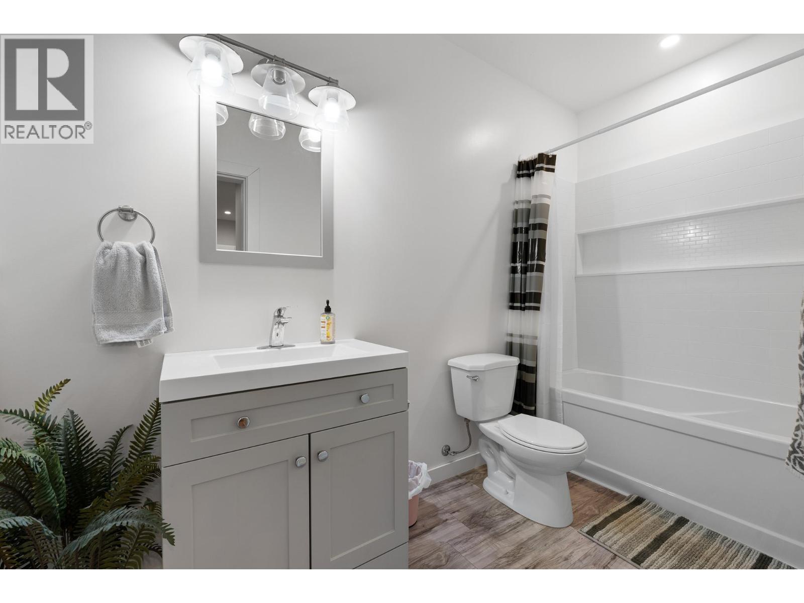 469 Edinburgh Boulevard, Kamloops, British Columbia  V1S 0E6 - Photo 51 - 10379723