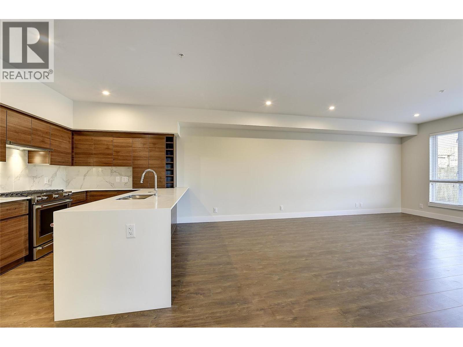 1925 Enterprise Way Unit# 402, Kelowna, British Columbia  V1Y 0J8 - Photo 30 - 10378656