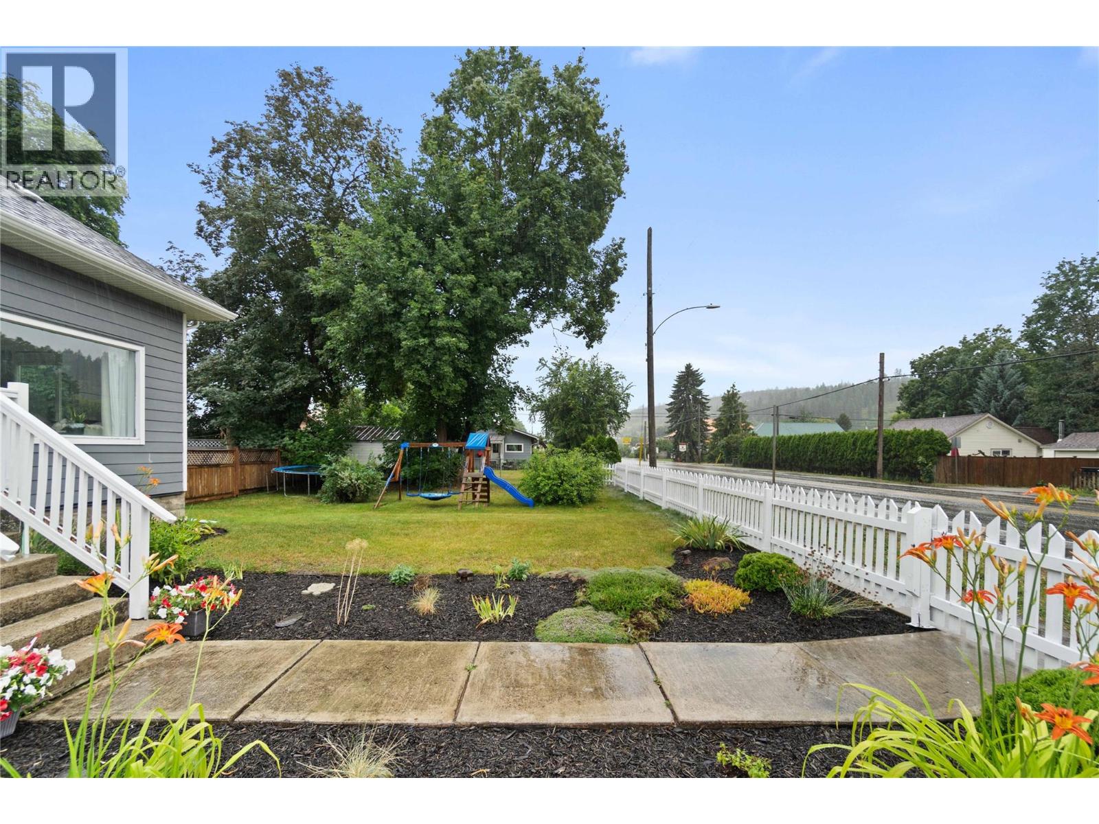 1207 George Street, Enderby, British Columbia  V0E 1V2 - Photo 34 - 10377685