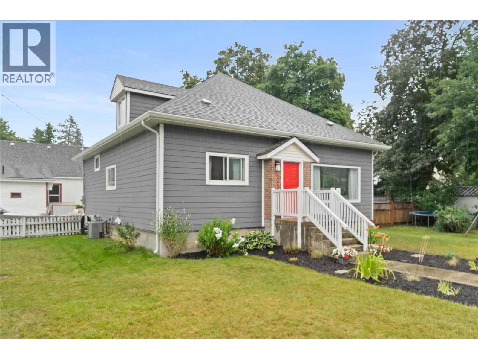 1207 George Street, Enderby, British Columbia  V0E 1V2 - Photo 4 - 10377685