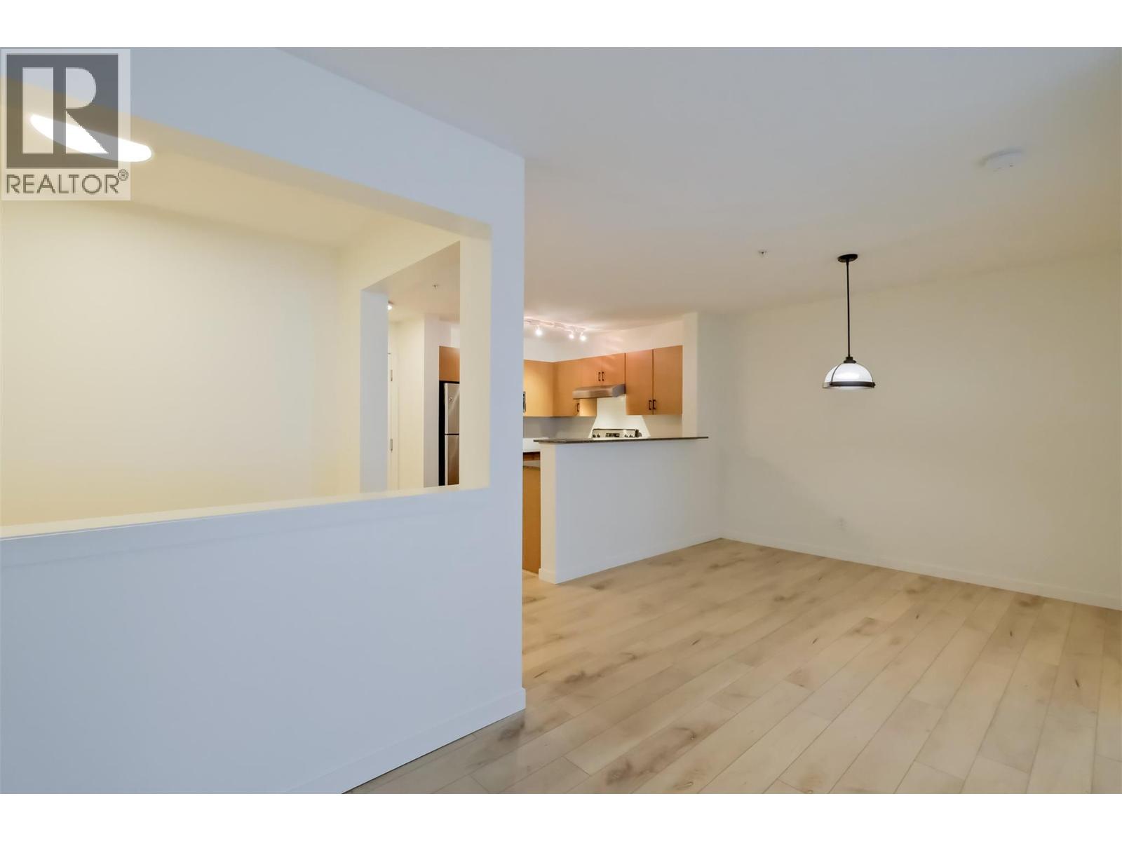 571 Yates Road Unit# 202, Kelowna, British Columbia  V1V 2V5 - Photo 6 - 10379577