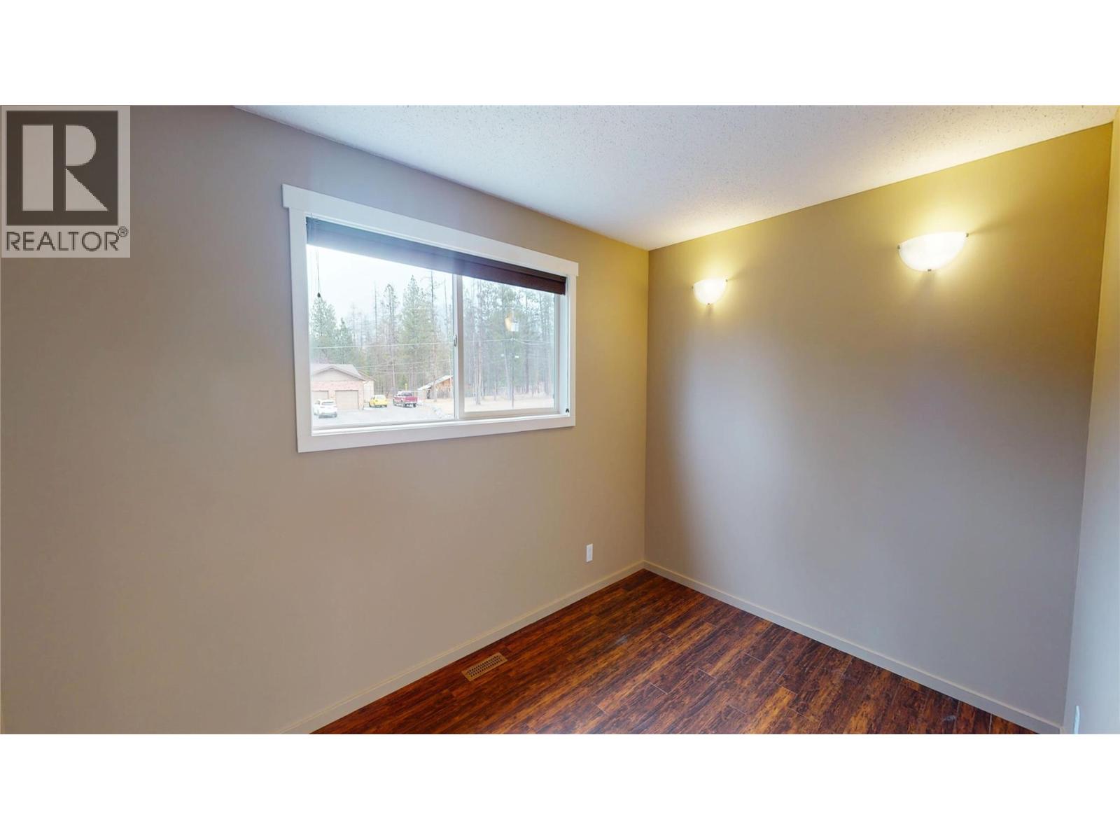 2003 38th Avenue S, Cranbrook, British Columbia  V1C 7A5 - Photo 18 - 10379065