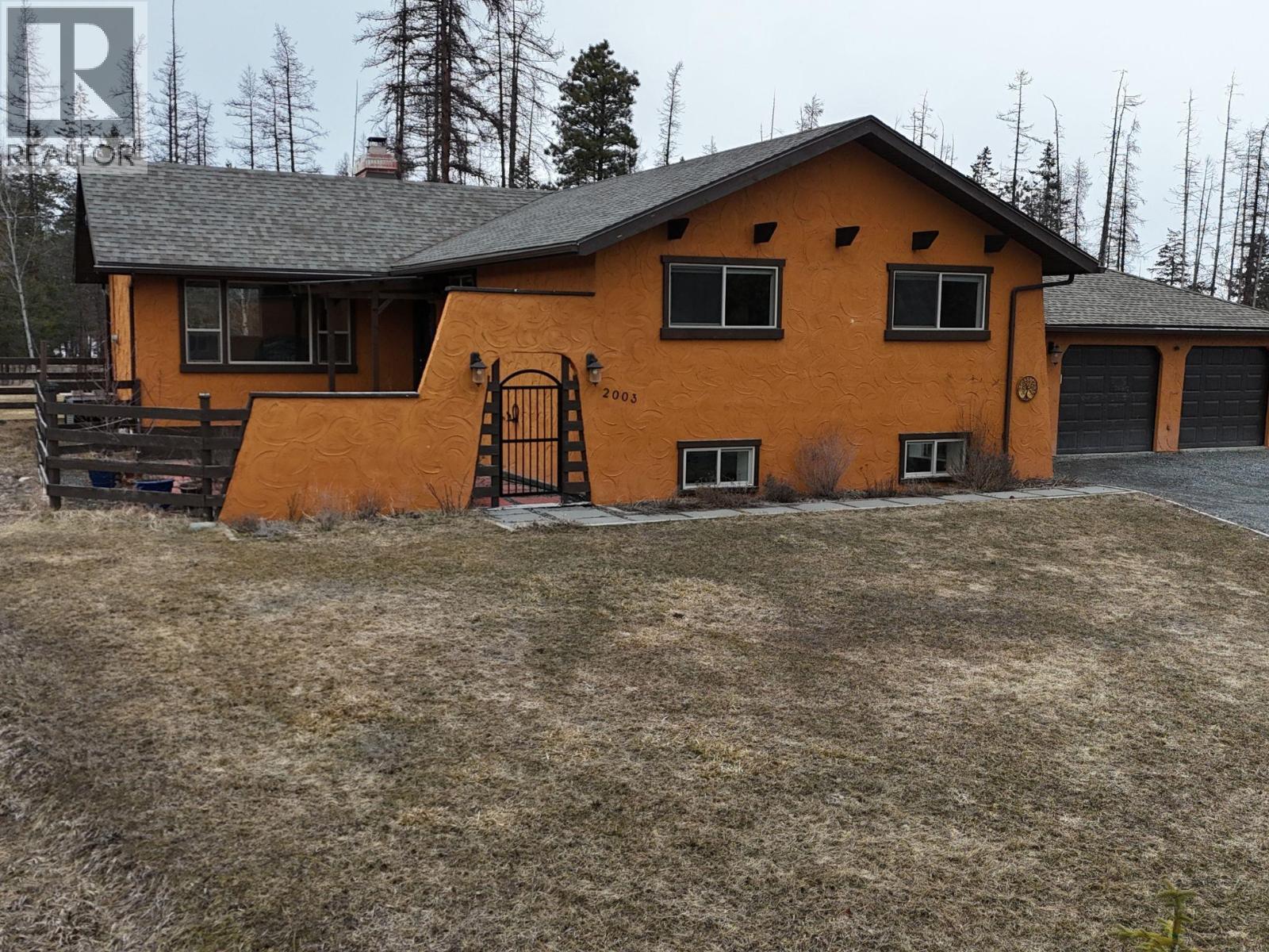 2003 38th Avenue S, Cranbrook, British Columbia  V1C 7A5 - Photo 2 - 10379065