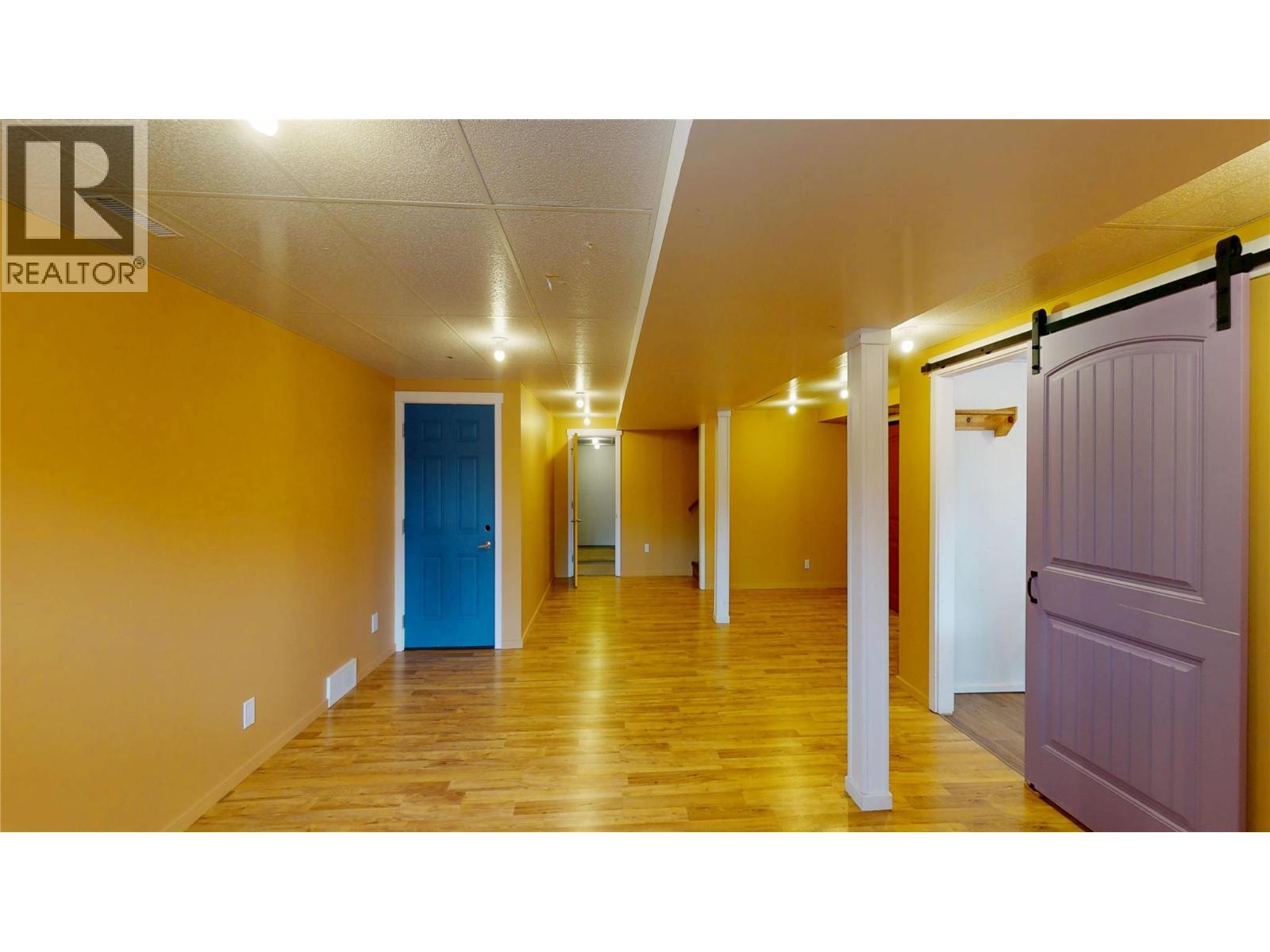 2003 38th Avenue S, Cranbrook, British Columbia  V1C 7A5 - Photo 23 - 10379065