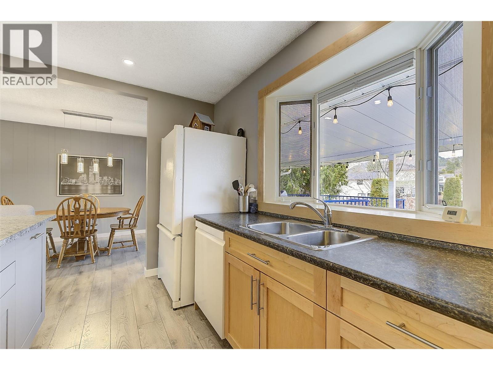 1631 Gillard Drive, Kelowna, British Columbia  V1Y 4J9 - Photo 11 - 10378108