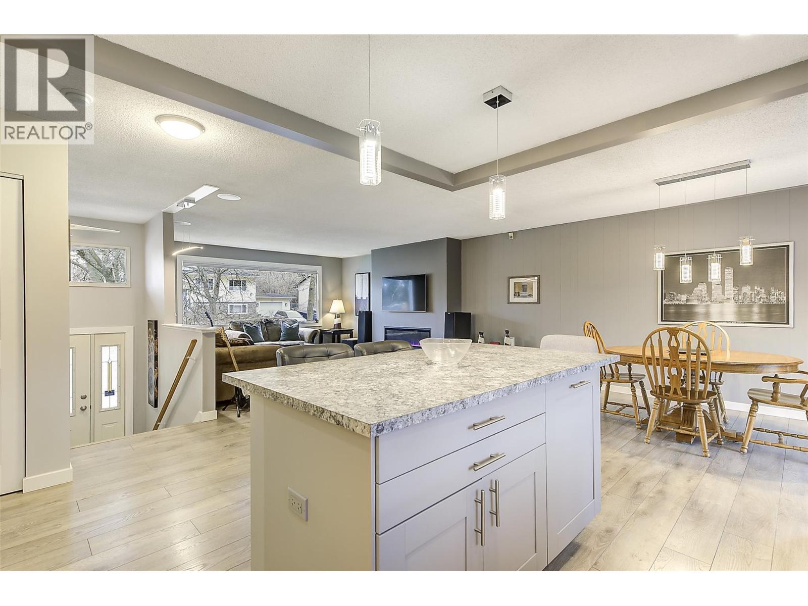 1631 Gillard Drive, Kelowna, British Columbia  V1Y 4J9 - Photo 14 - 10378108