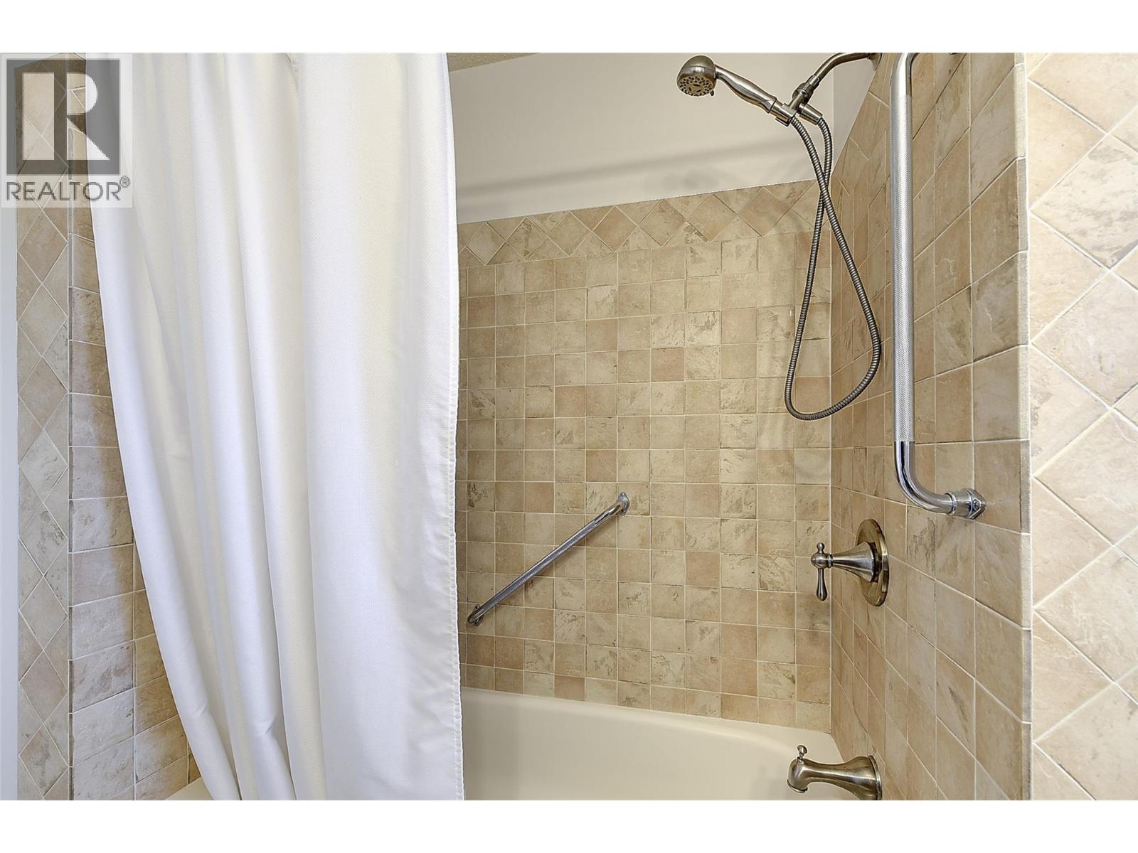 1631 Gillard Drive, Kelowna, British Columbia  V1Y 4J9 - Photo 16 - 10378108