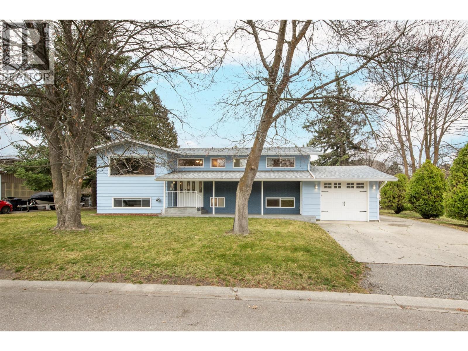 1631 Gillard Drive, Kelowna, British Columbia  V1Y 4J9 - Photo 2 - 10378108