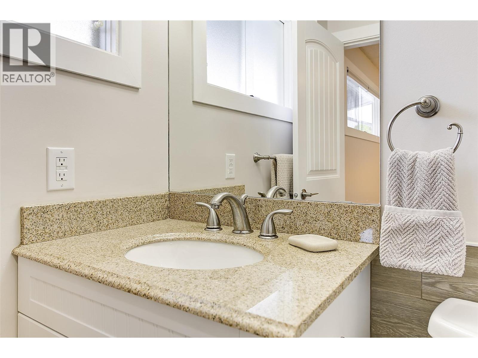 1631 Gillard Drive, Kelowna, British Columbia  V1Y 4J9 - Photo 23 - 10378108