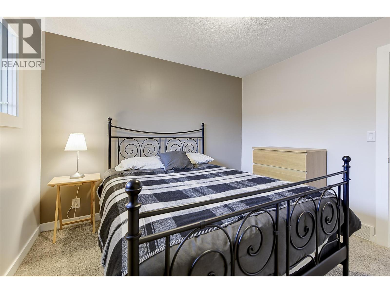 1631 Gillard Drive, Kelowna, British Columbia  V1Y 4J9 - Photo 24 - 10378108