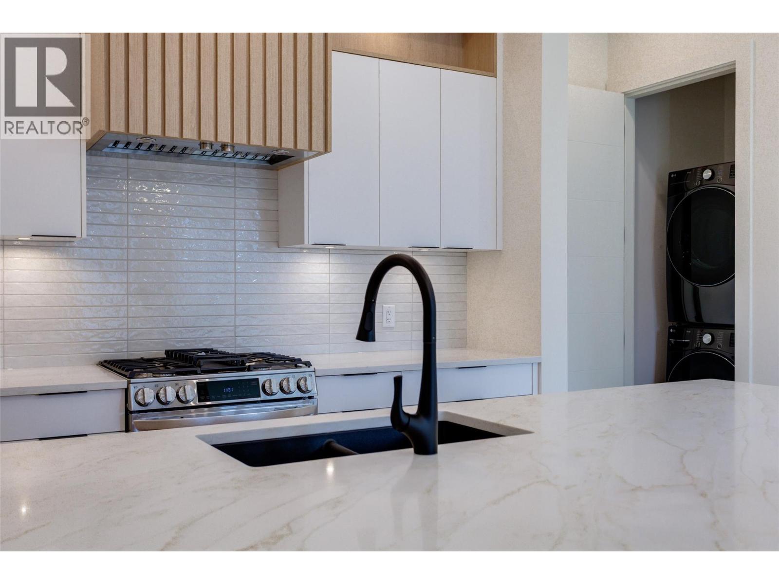 970 Lawson Avenue Unit# 3 Lot# 3, Kelowna, British Columbia  V1Y 6T1 - Photo 27 - 10376124