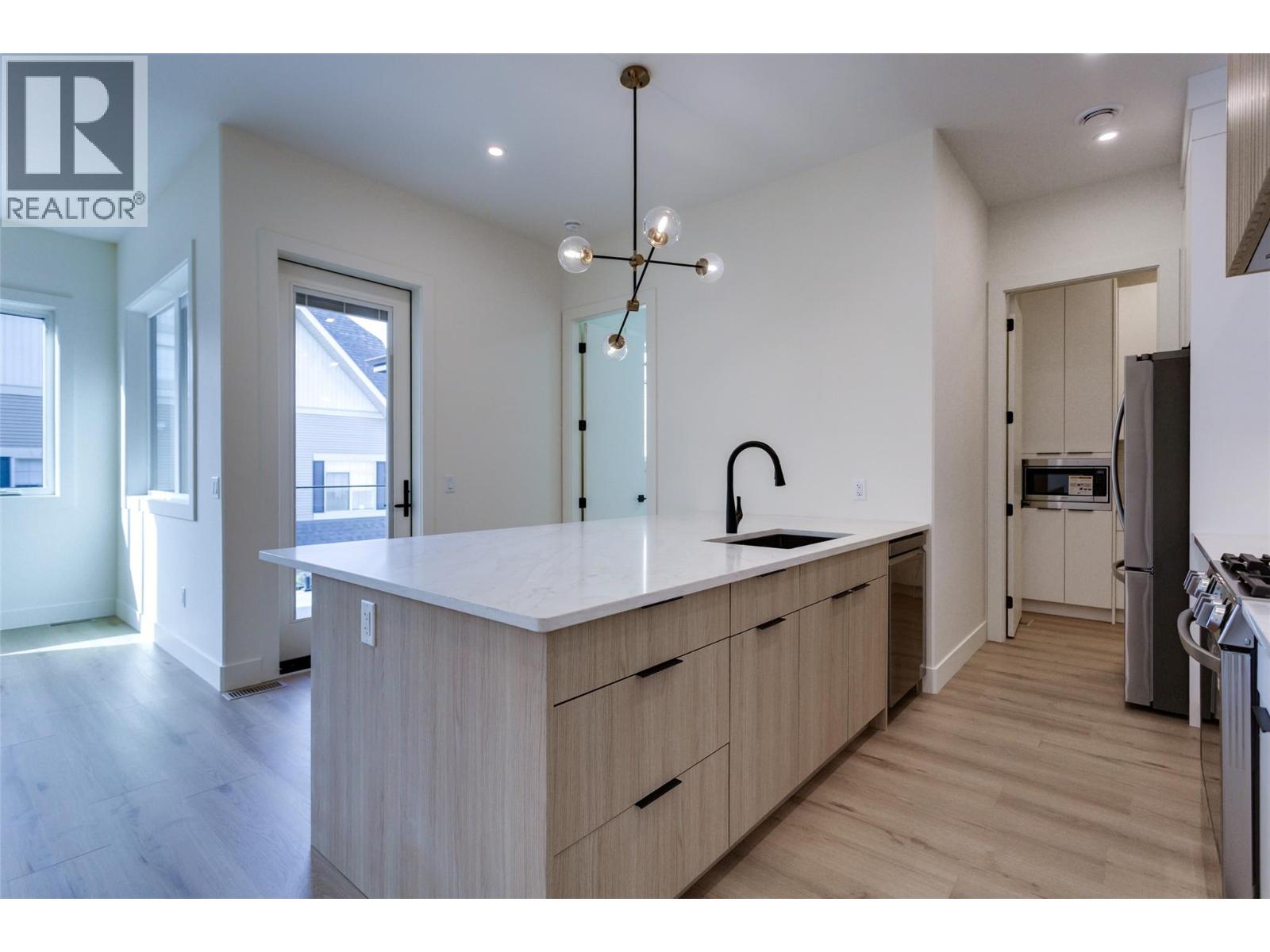 970 Lawson Avenue Unit# 3 Lot# 3, Kelowna, British Columbia  V1Y 6T1 - Photo 28 - 10376124