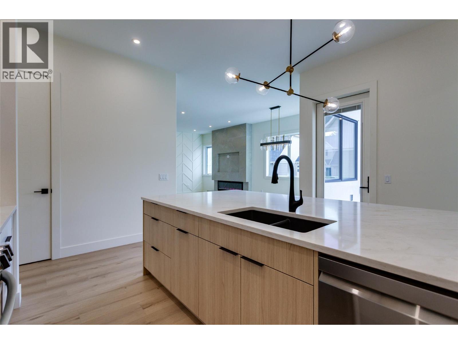 970 Lawson Avenue Unit# 3 Lot# 3, Kelowna, British Columbia  V1Y 6T1 - Photo 29 - 10376124