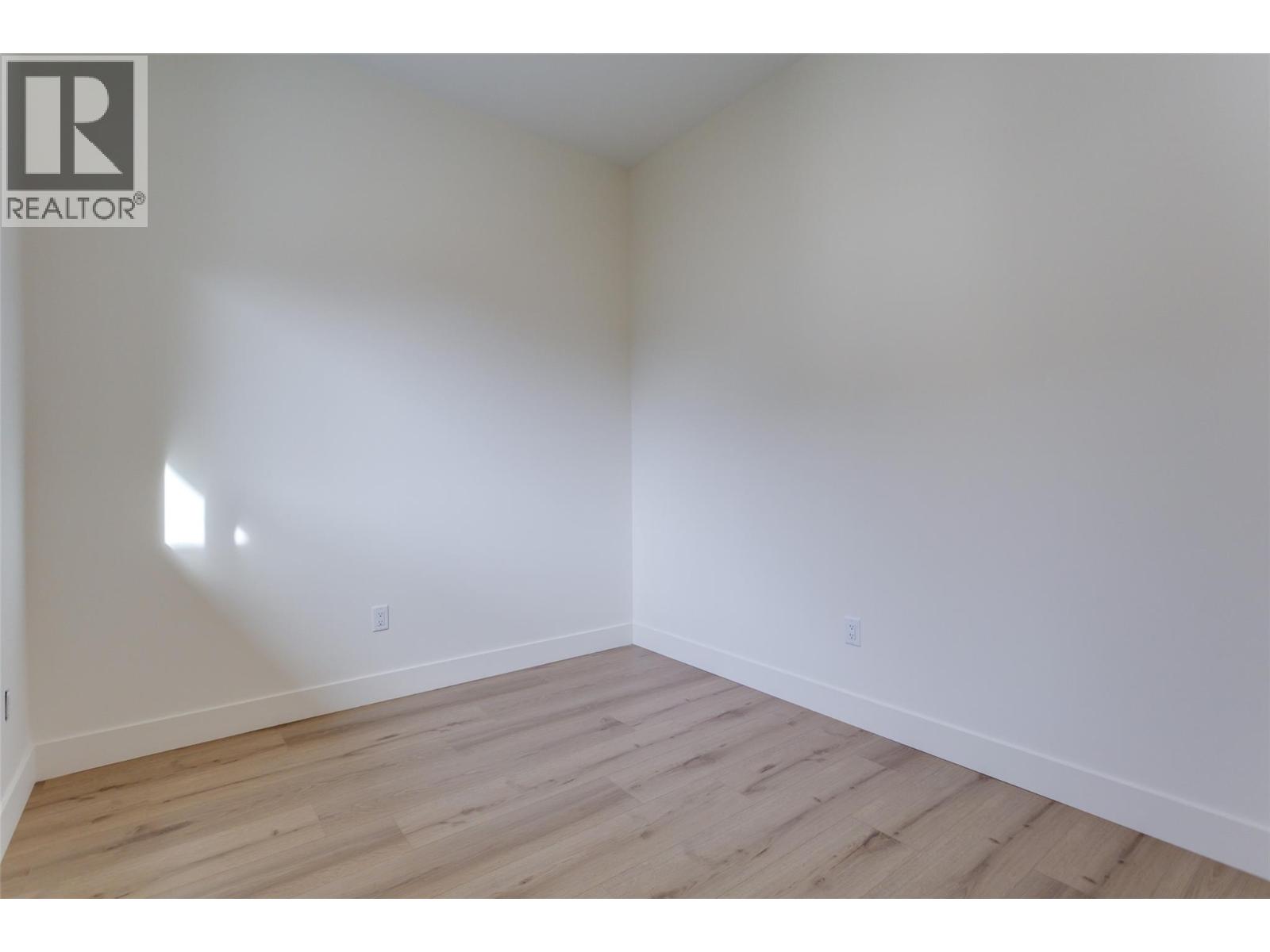 970 Lawson Avenue Unit# 3 Lot# 3, Kelowna, British Columbia  V1Y 6T1 - Photo 36 - 10376124