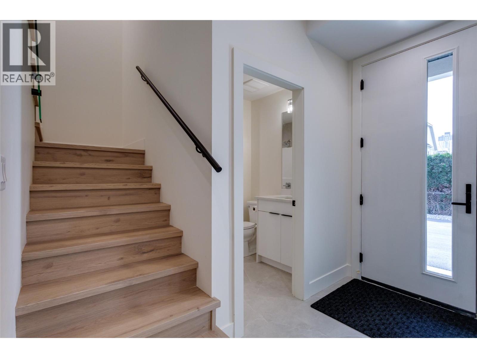 970 Lawson Avenue Unit# 3 Lot# 3, Kelowna, British Columbia  V1Y 6T1 - Photo 5 - 10376124