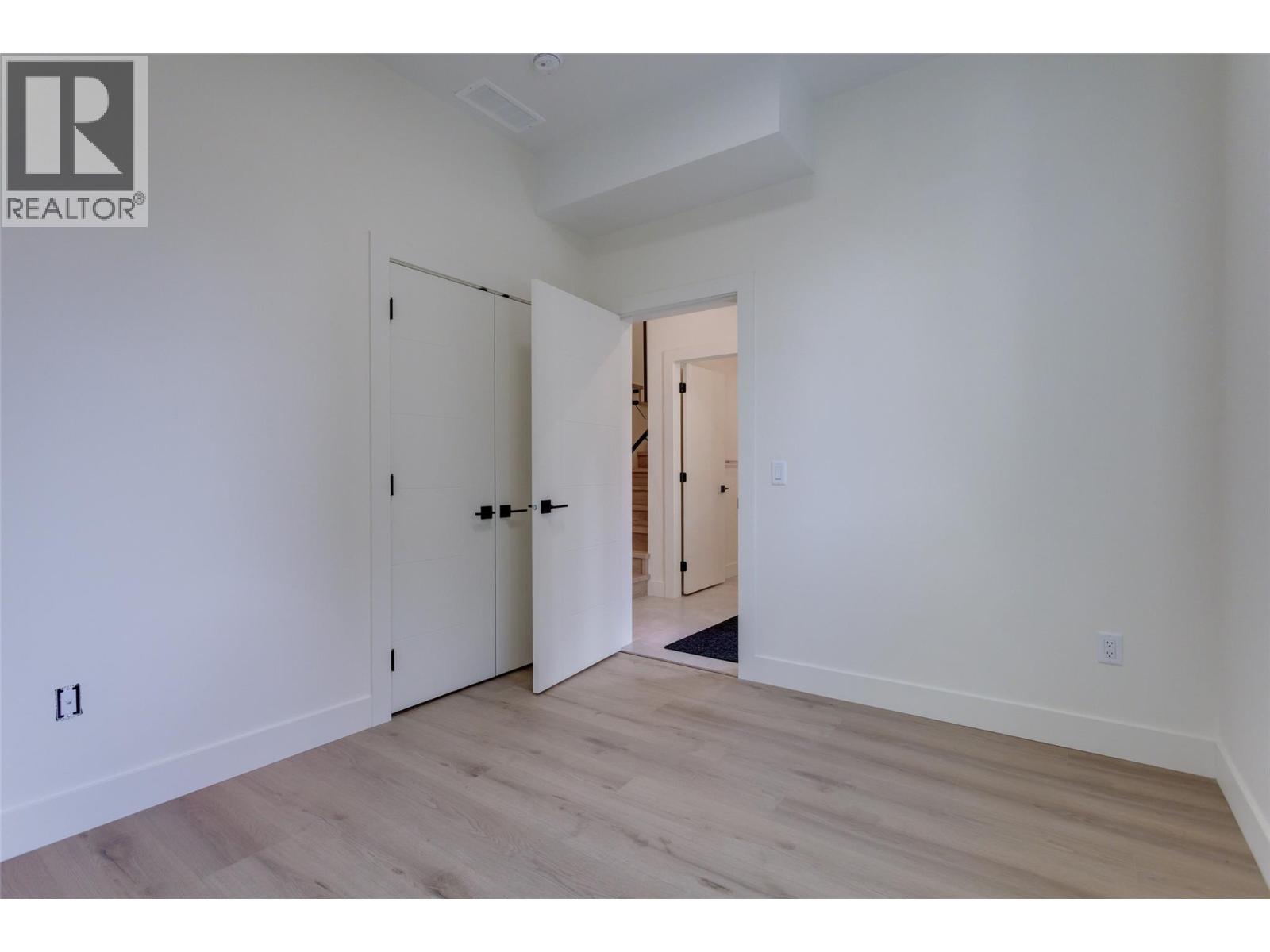 970 Lawson Avenue Unit# 3 Lot# 3, Kelowna, British Columbia  V1Y 6T1 - Photo 8 - 10376124