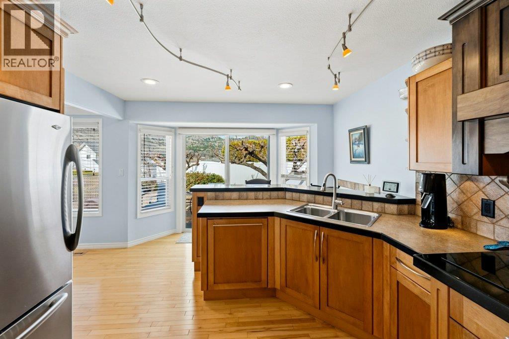 6756 Mountainview Drive, Oliver, British Columbia  V0H 1T4 - Photo 16 - 10379732