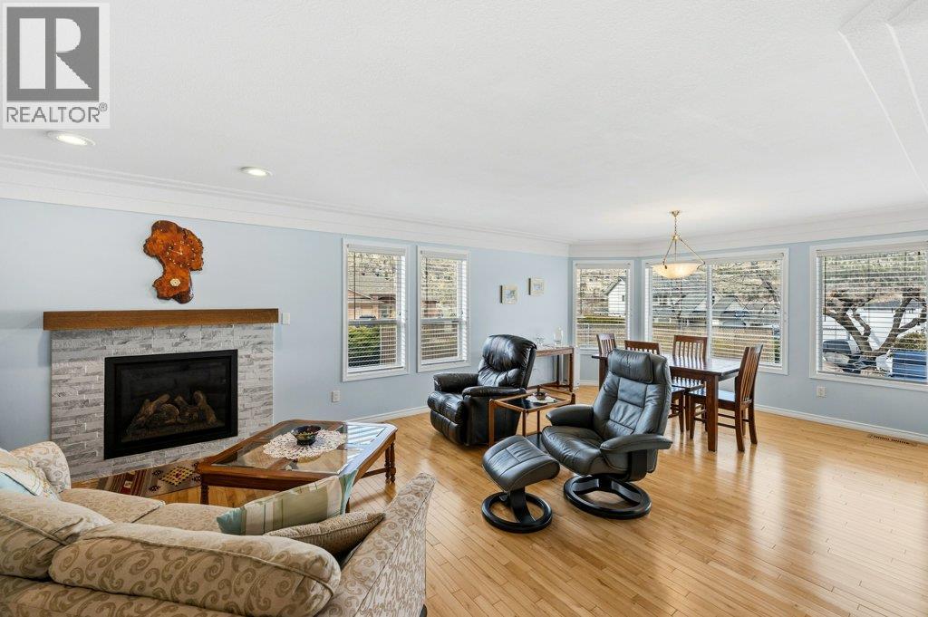 6756 Mountainview Drive, Oliver, British Columbia  V0H 1T4 - Photo 3 - 10379732