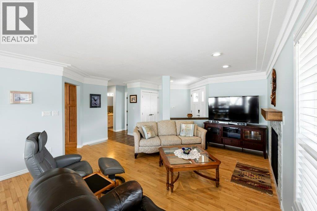 6756 Mountainview Drive, Oliver, British Columbia  V0H 1T4 - Photo 8 - 10379732