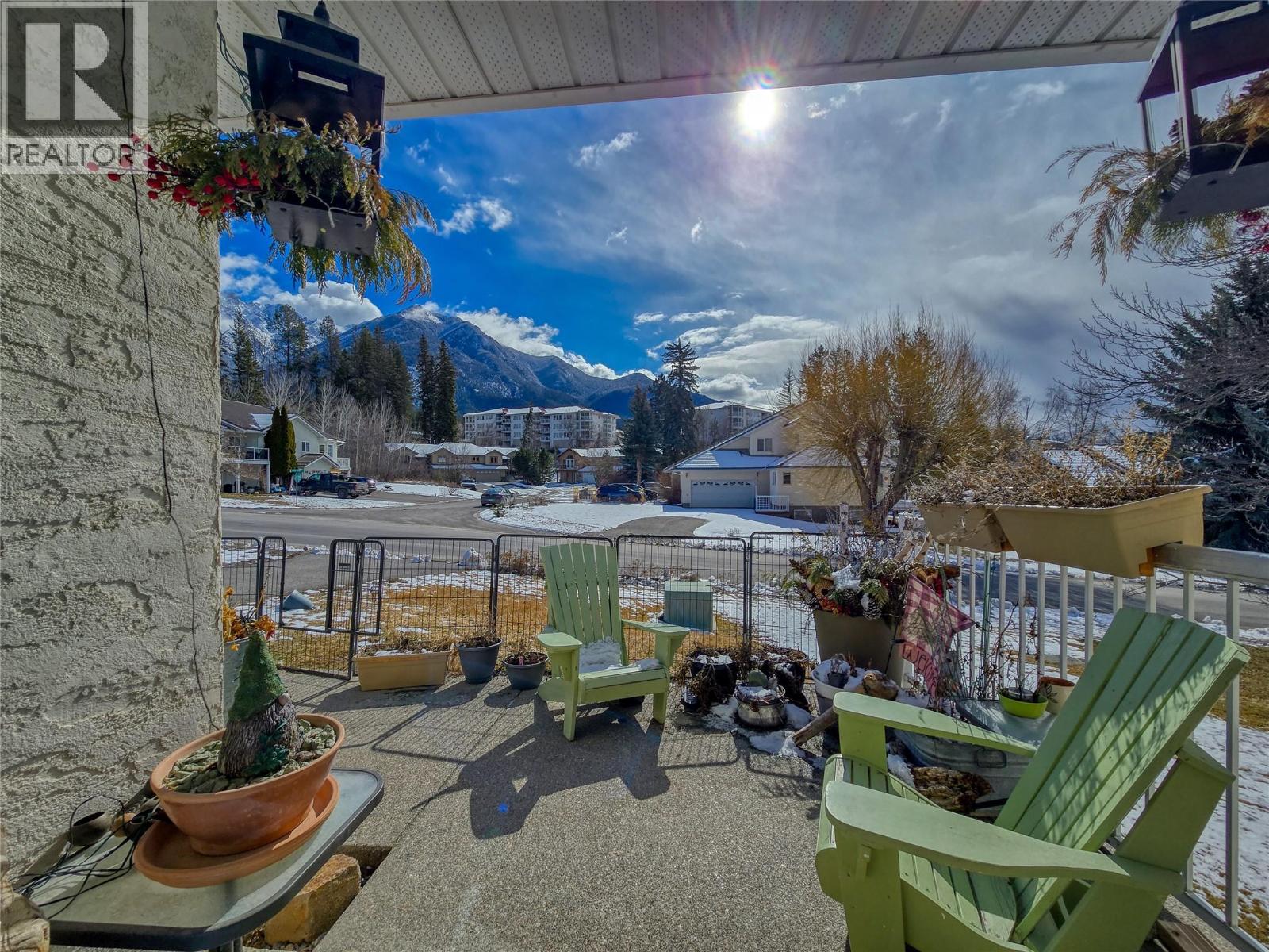 5031 Riverview Road, Fairmont Hot Springs, British Columbia  V0B 1L1 - Photo 5 - 10379394